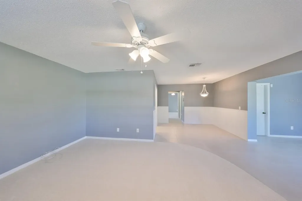 124 Gloucester Boulevard Sun City Center FL 33573