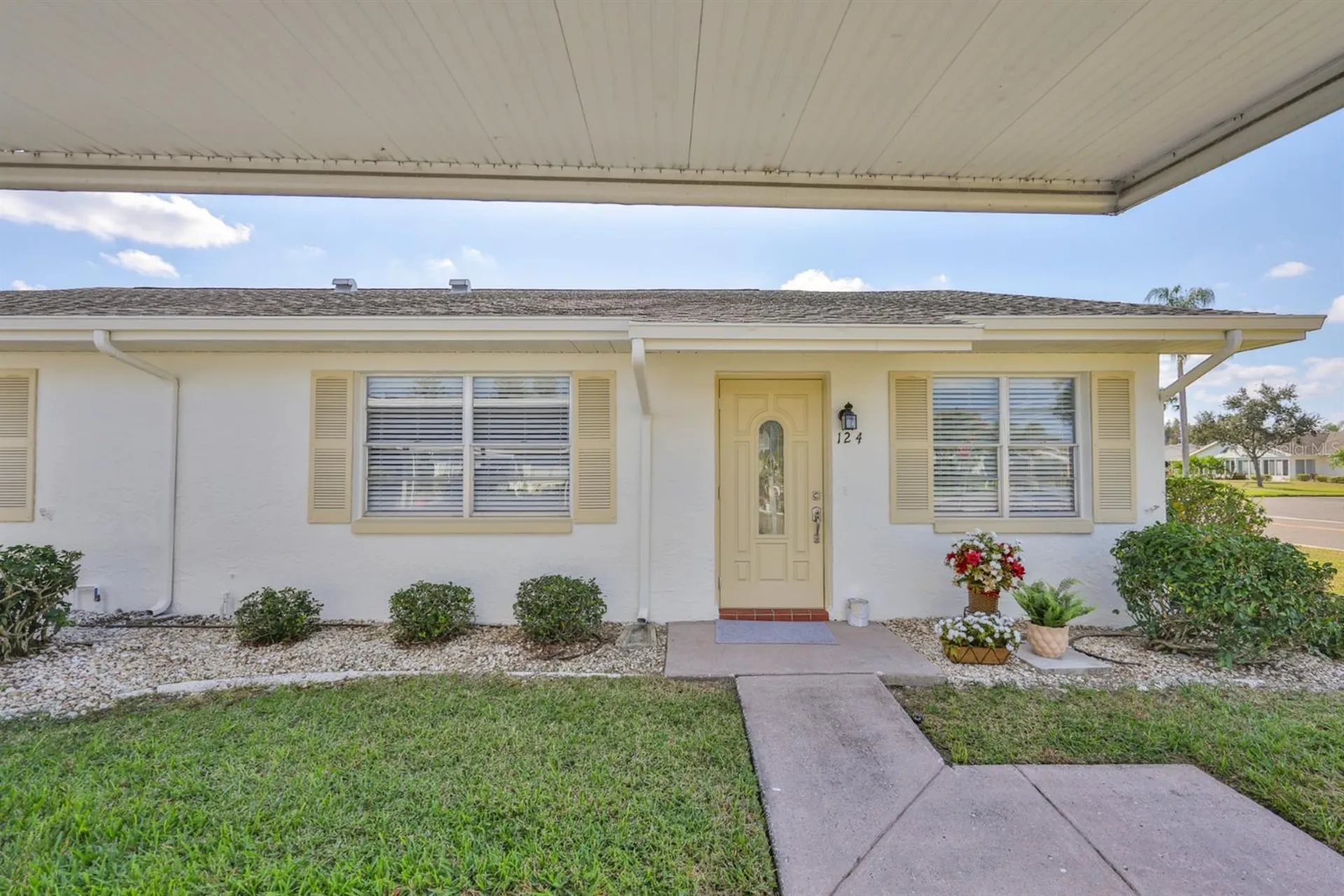 124 Gloucester Boulevard Sun City Center FL 33573
