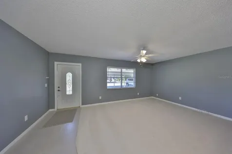 124 Gloucester Boulevard Sun City Center FL 33573