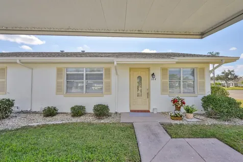 124 Gloucester Boulevard Sun City Center FL 33573