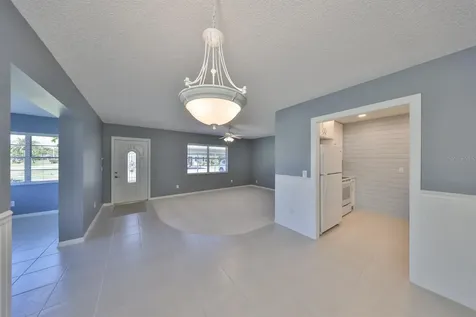 124 Gloucester Boulevard Sun City Center FL 33573