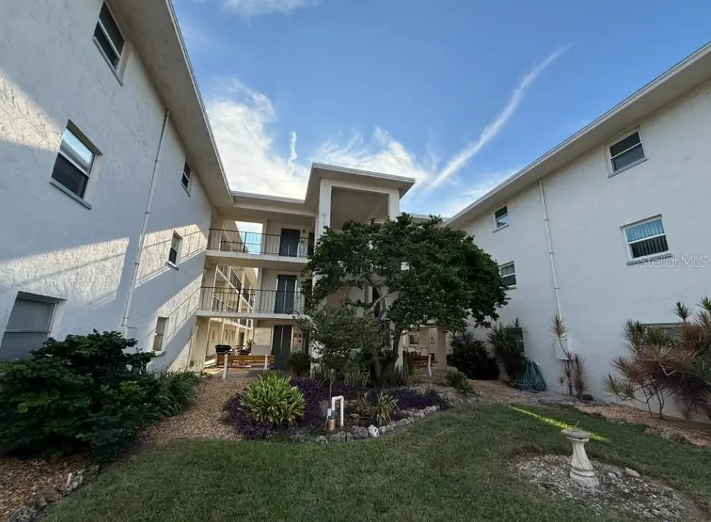 708 Tamiami Trail S Venice FL 34285