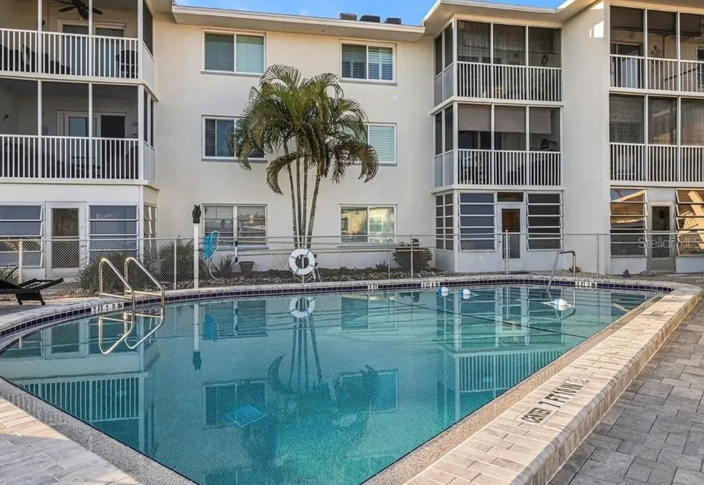 708 Tamiami Trail S Venice FL 34285