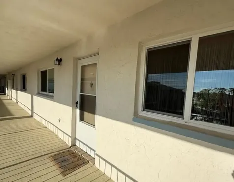 708 Tamiami Trail S Venice FL 34285