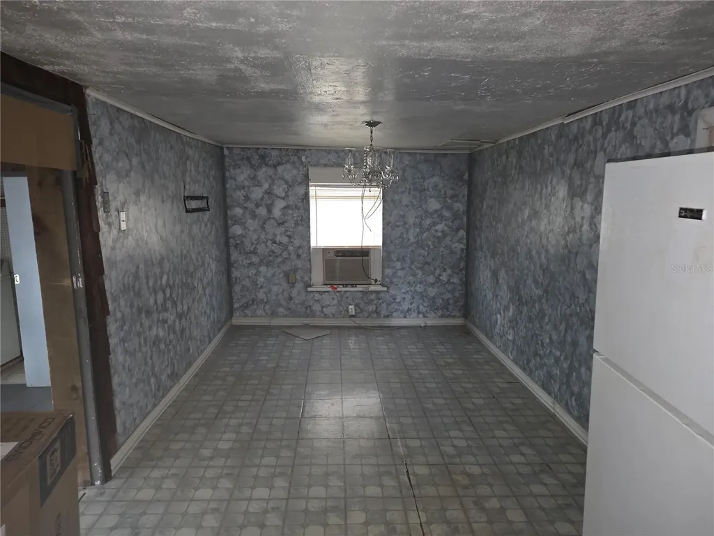 404 NW 7th Street Mulberry FL 33860