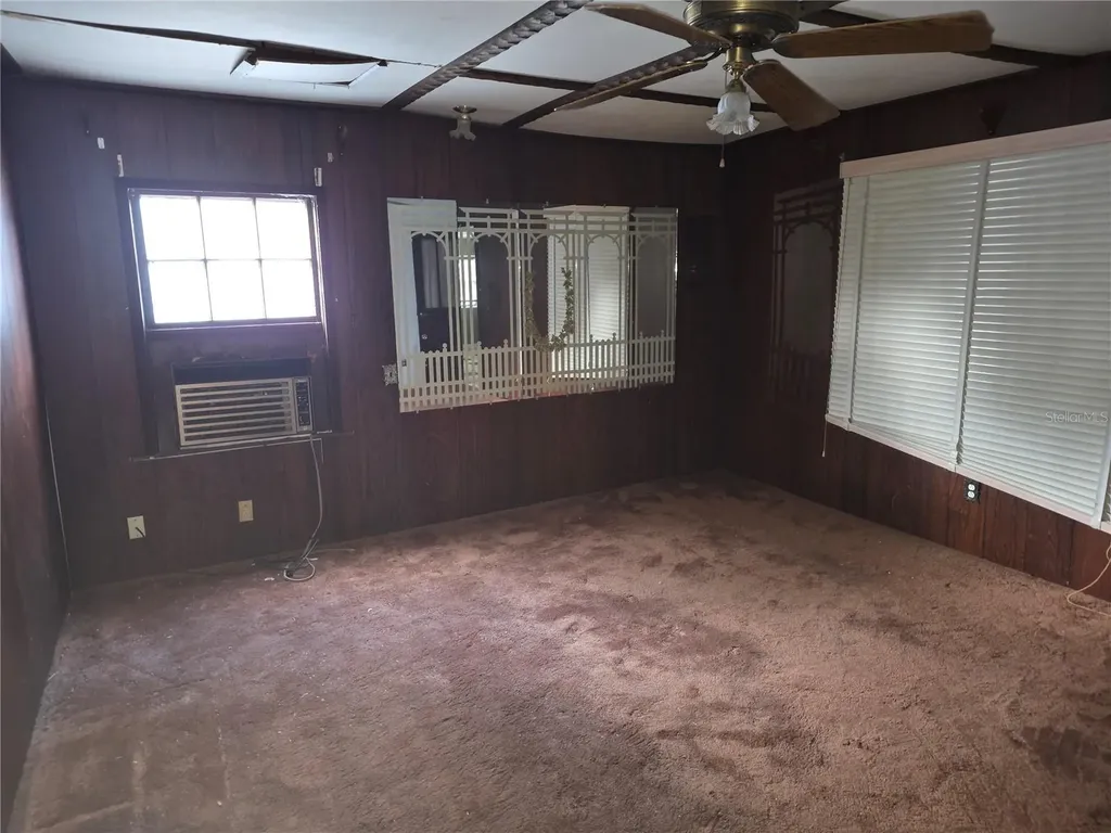 404 NW 7th Street Mulberry FL 33860