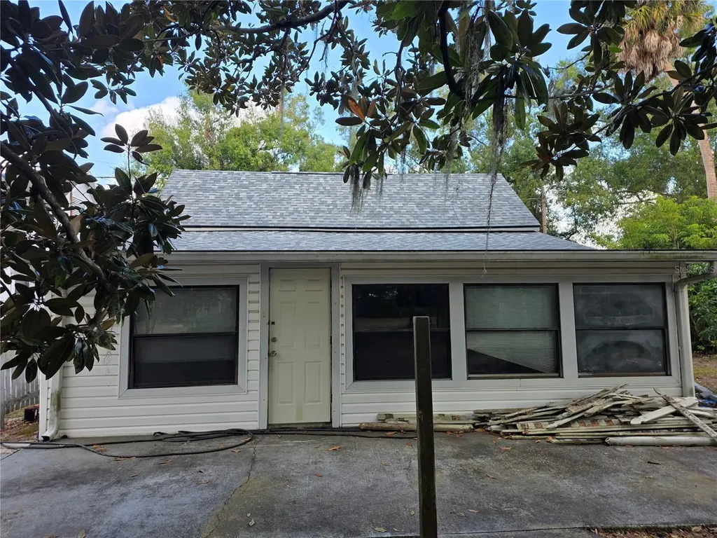 404 NW 7th Street Mulberry FL 33860