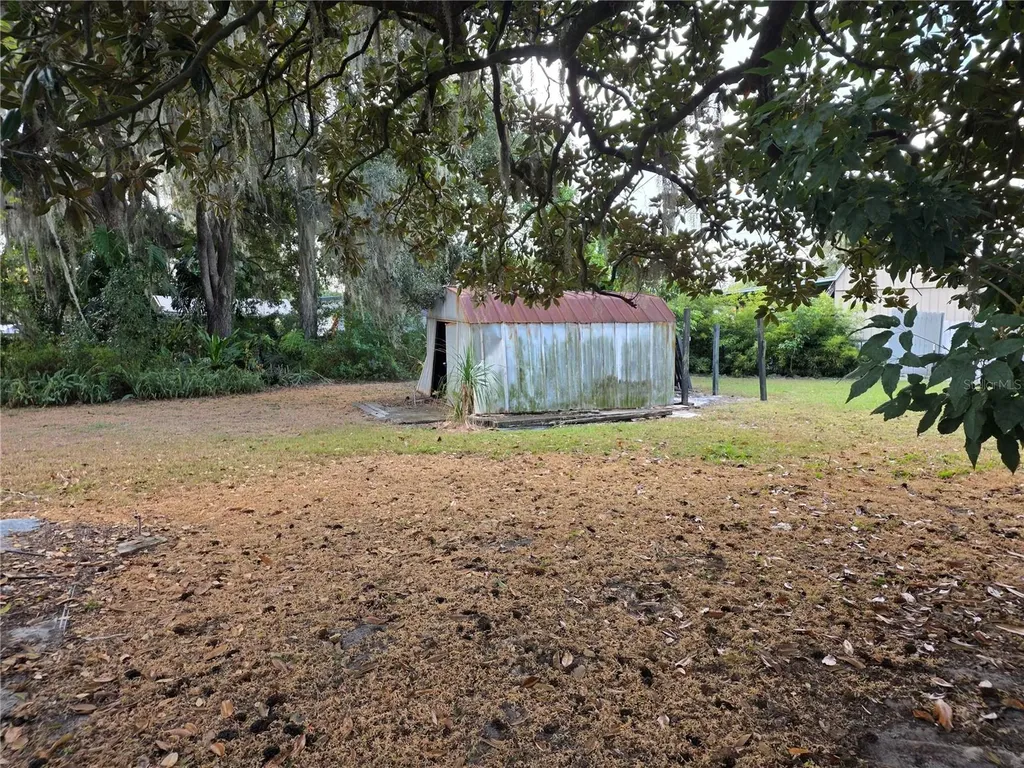 404 NW 7th Street Mulberry FL 33860