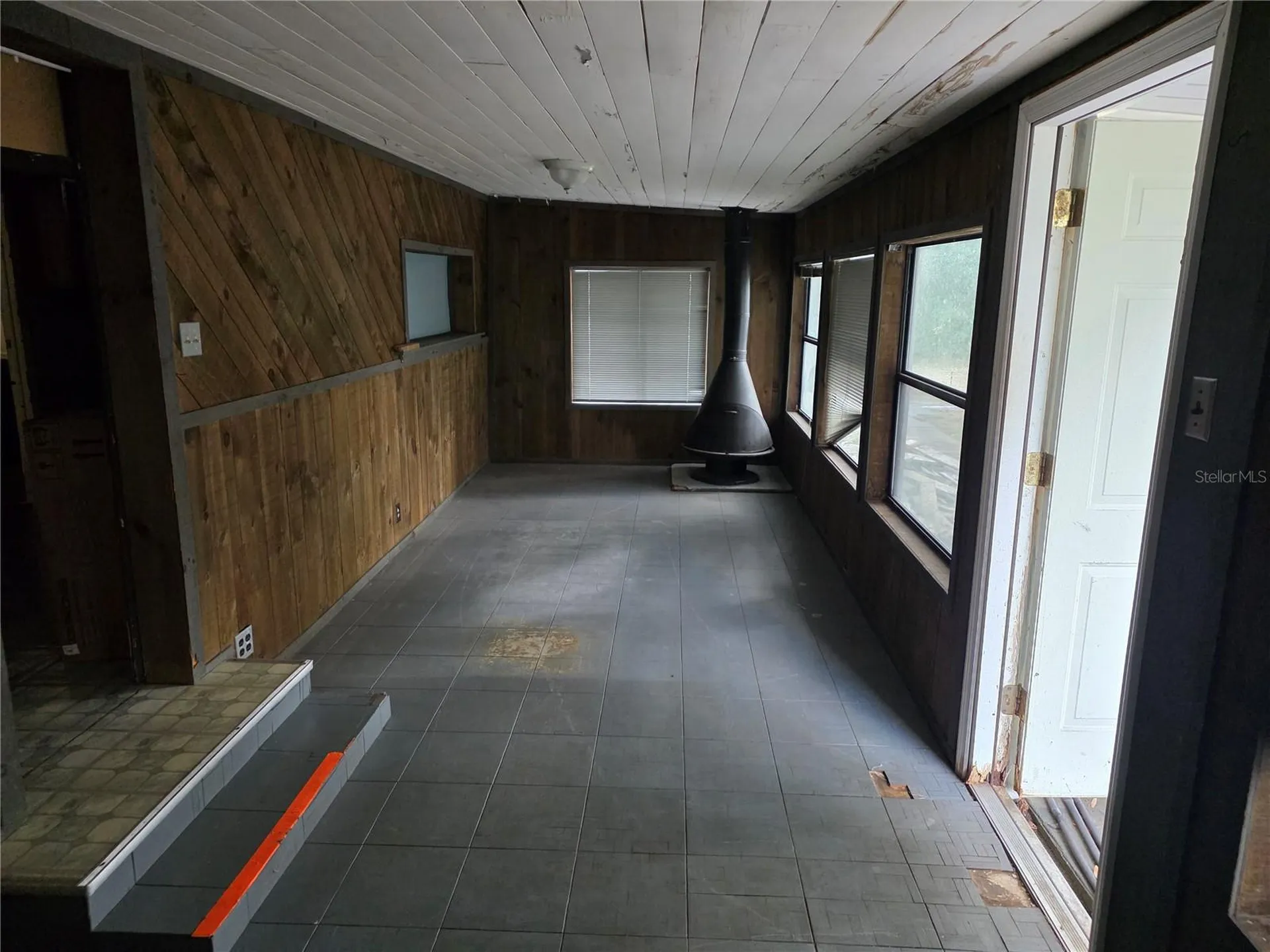 404 NW 7th Street Mulberry FL 33860