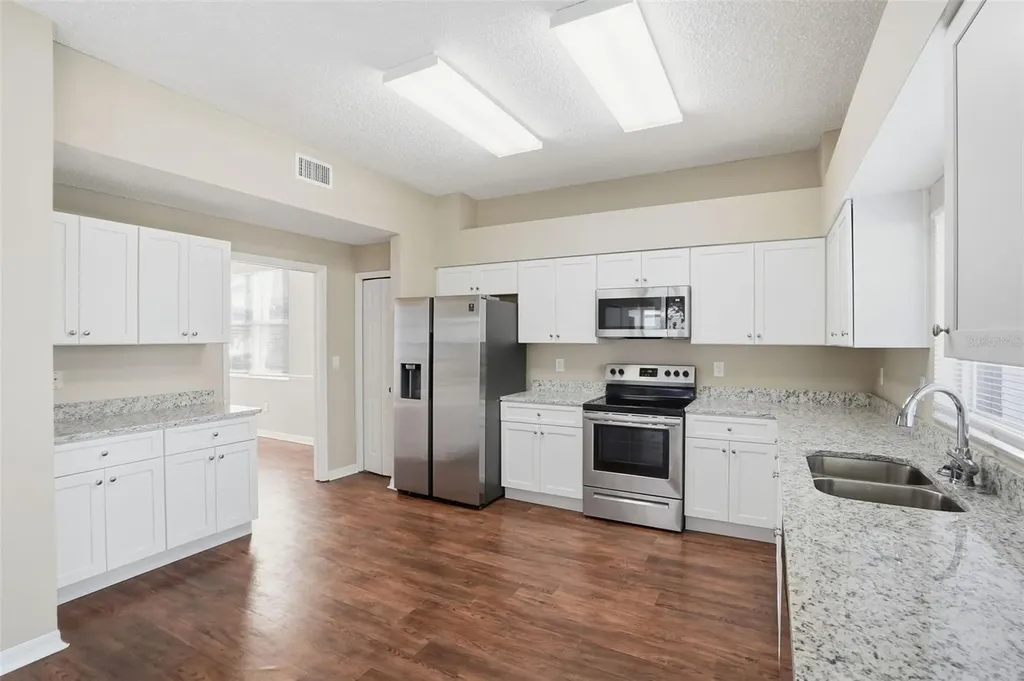 13032 Saint Filagree Drive Riverview FL 33579