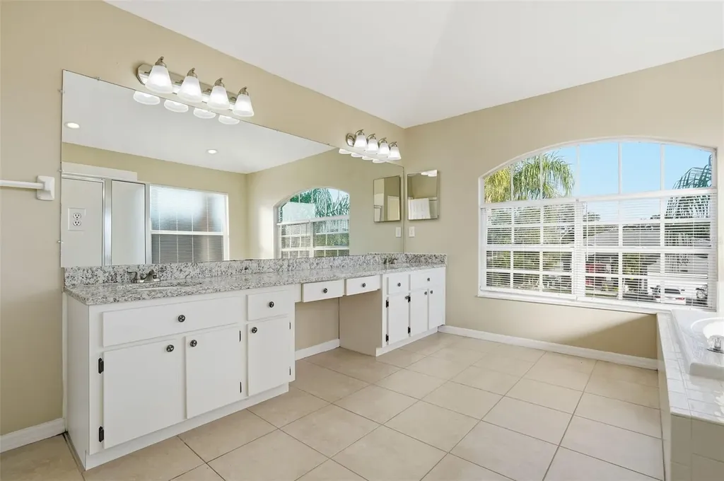 13032 Saint Filagree Drive Riverview FL 33579
