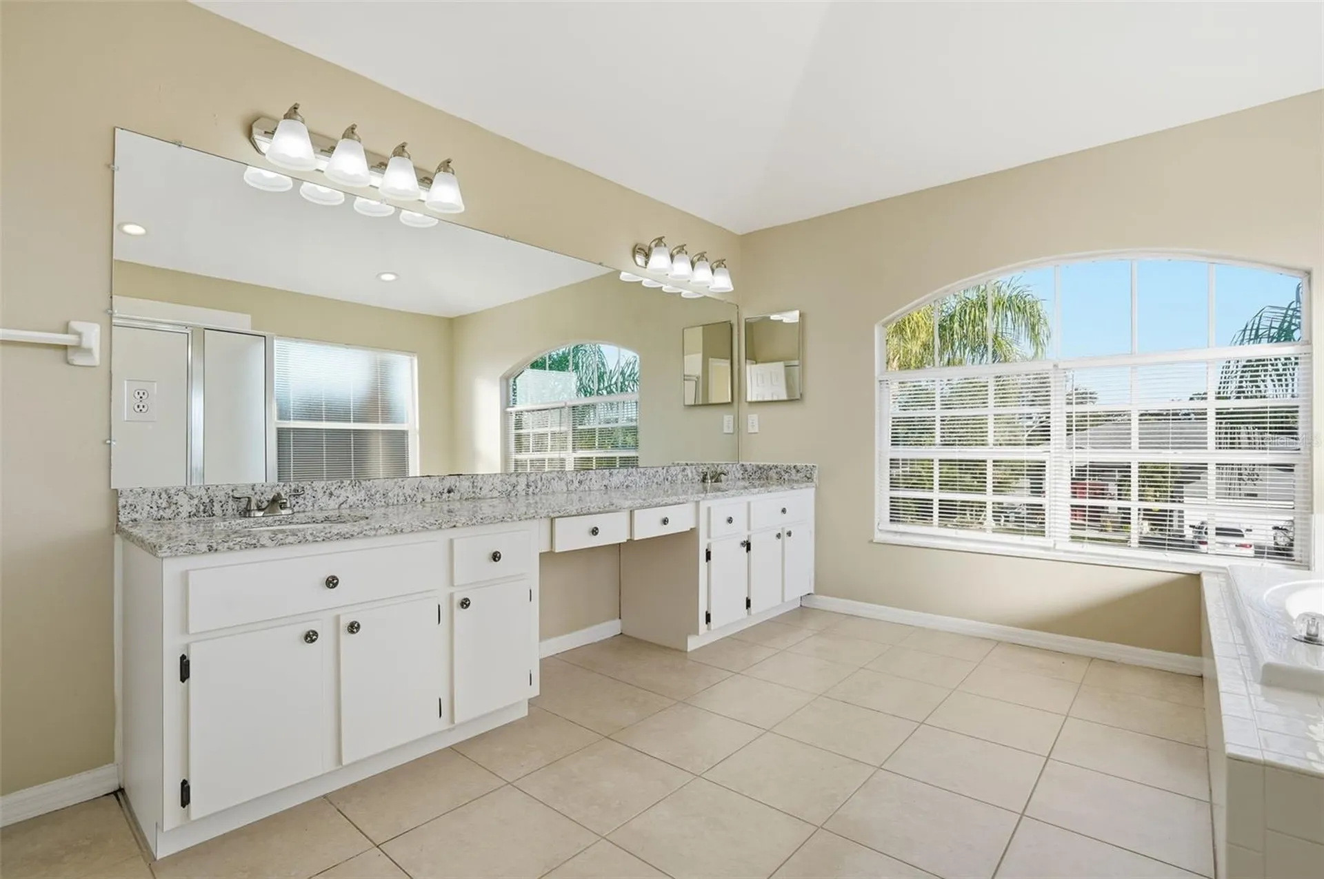 13032 Saint Filagree Drive Riverview FL 33579