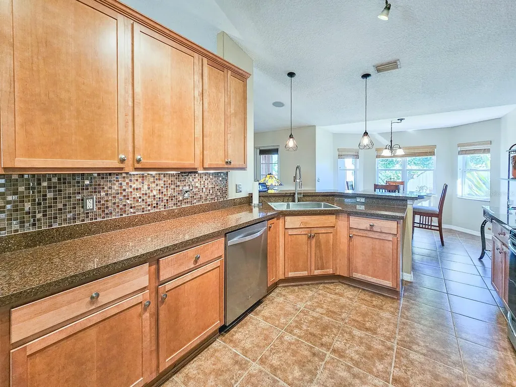 5 Zorlou Court Palm Coast FL 32164