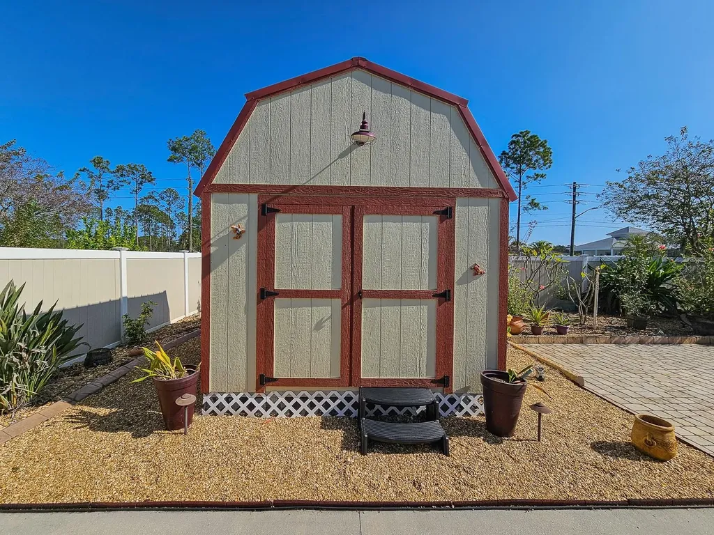 5 Zorlou Court Palm Coast FL 32164
