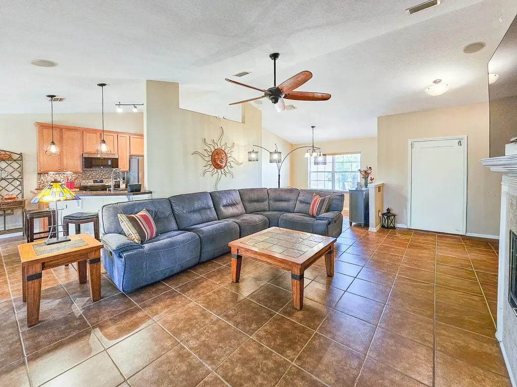 5 Zorlou Court Palm Coast FL 32164