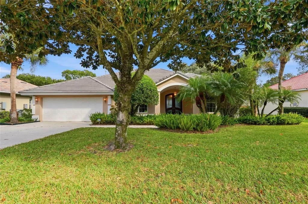 108 Lake Region Boulevard N Winter Haven FL 33881
