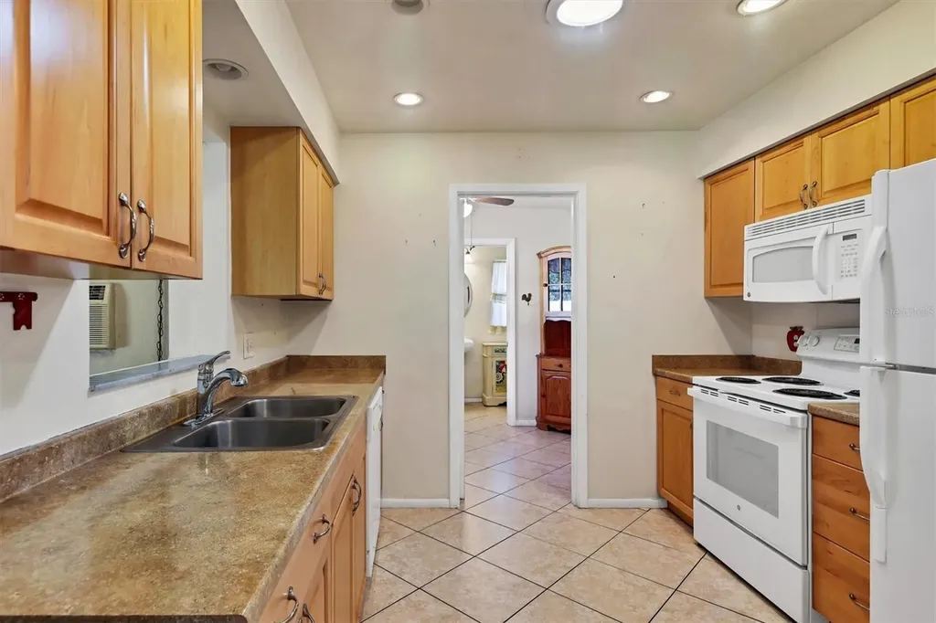 3621 Glen Ridge Lane Sarasota FL 34233