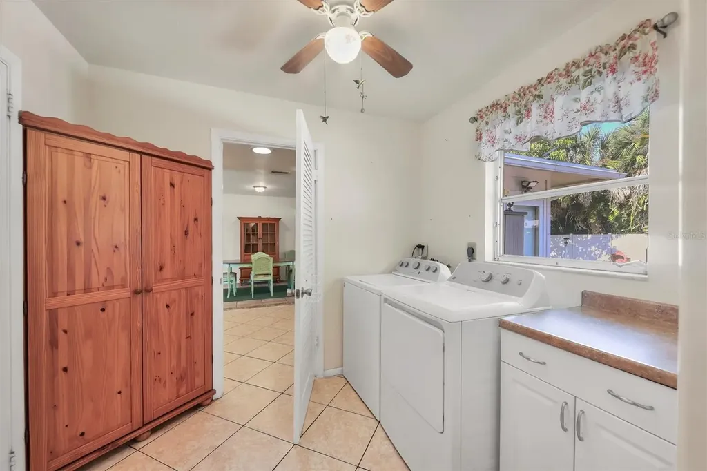 3621 Glen Ridge Lane Sarasota FL 34233