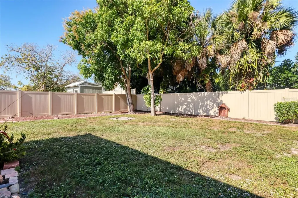 3621 Glen Ridge Lane Sarasota FL 34233
