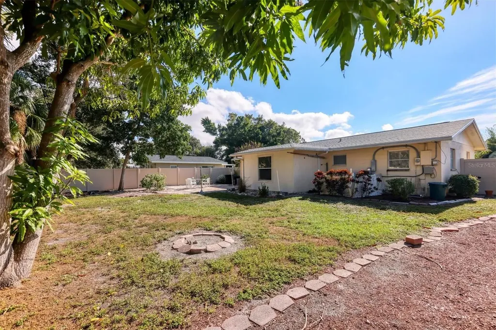 3621 Glen Ridge Lane Sarasota FL 34233