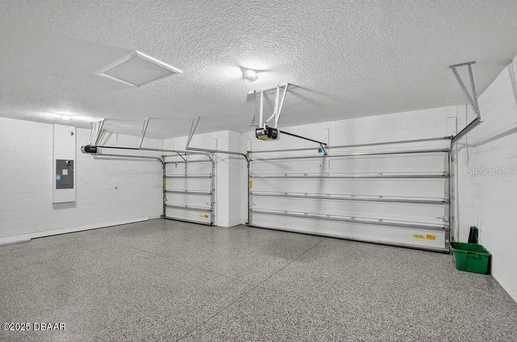 1033 Scramble Drive Daytona Beach FL 32124