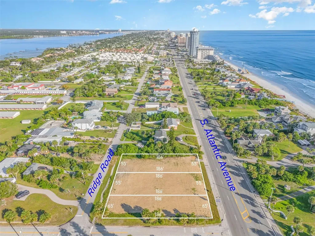 2752 S Atlantic Avenue Daytona Beach FL 32118