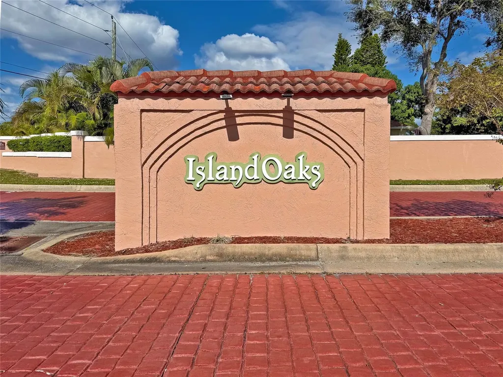 385 Island Oaks Place Merritt Island FL 32953