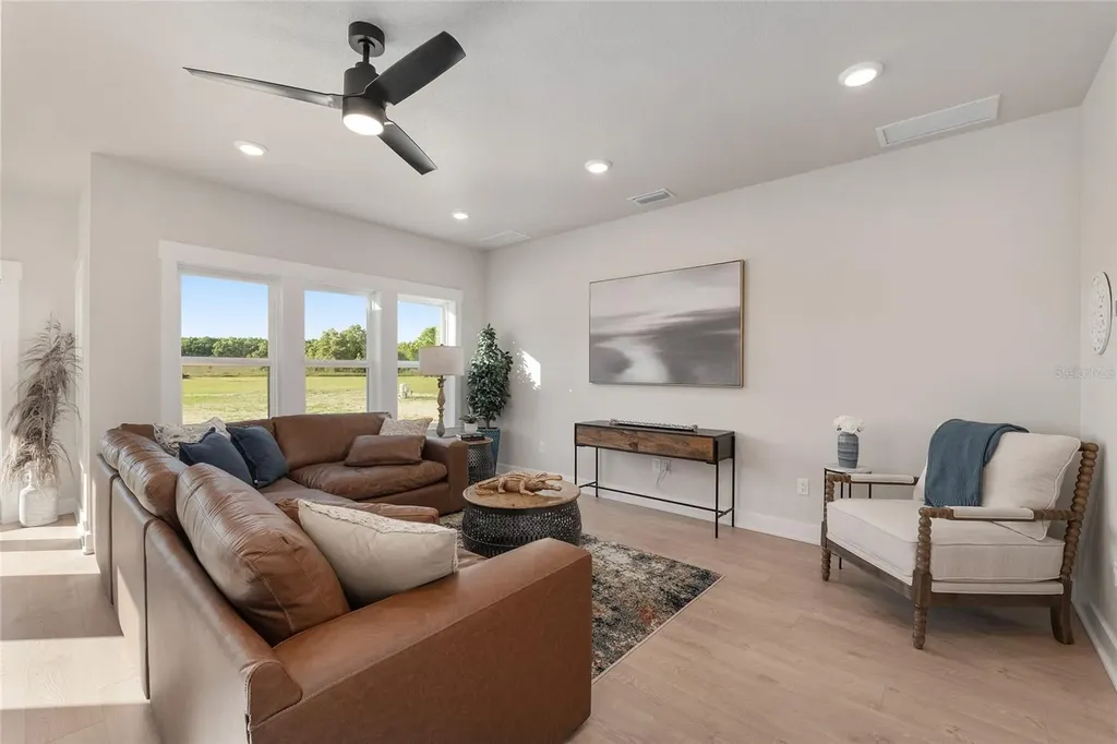 16171 NW 243rd Way High Springs FL 32643