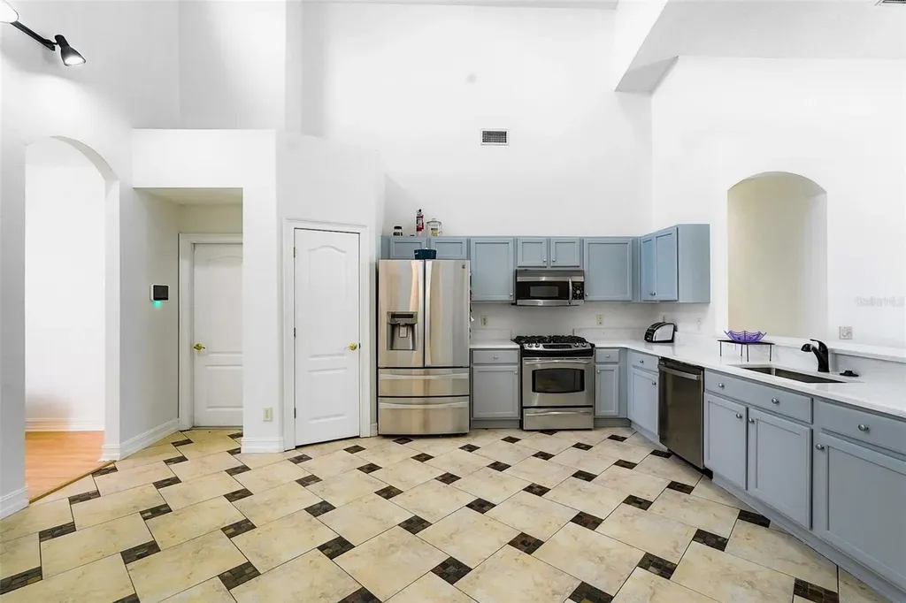 2807 Manning Drive Trinity FL 34655