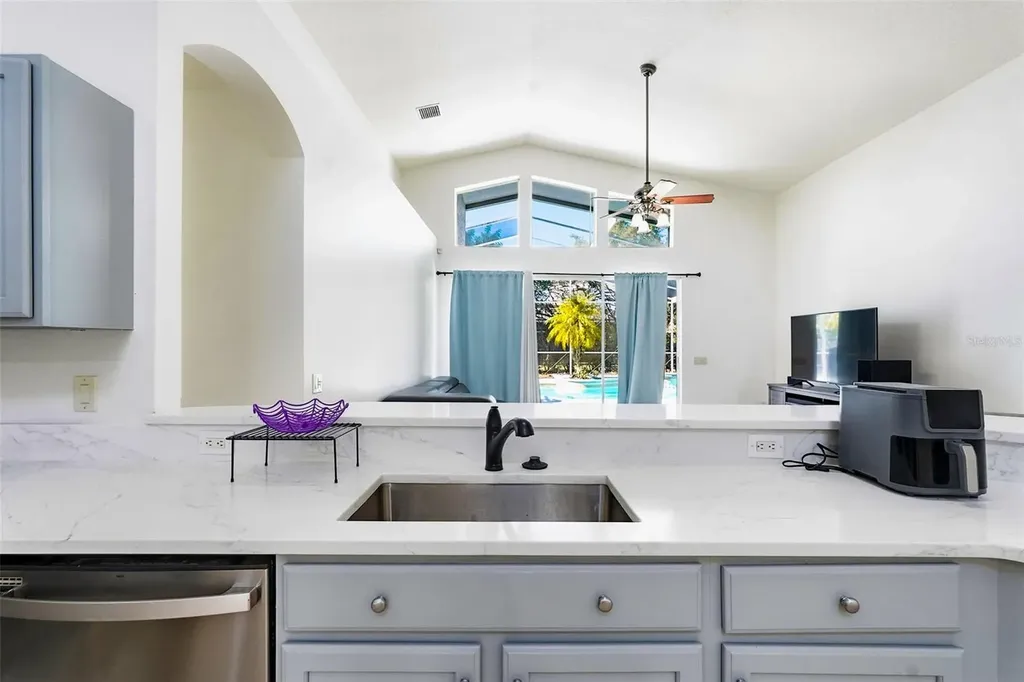 2807 Manning Drive Trinity FL 34655