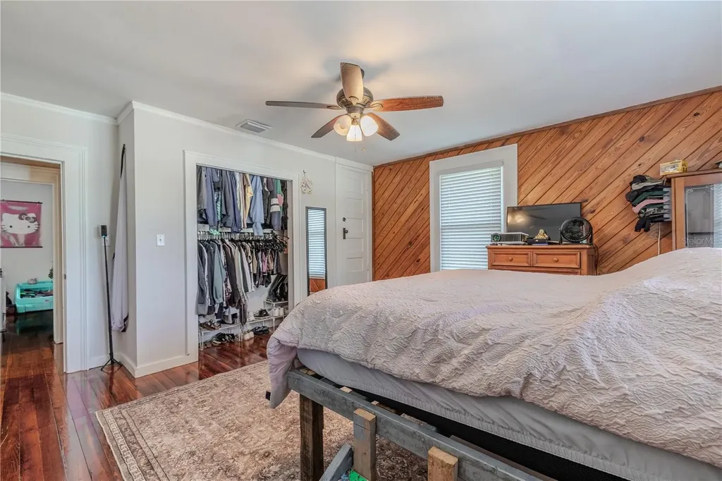 1765 Kings Highway Clearwater FL 33755