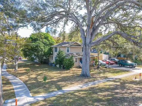 1765 Kings Highway Clearwater FL 33755