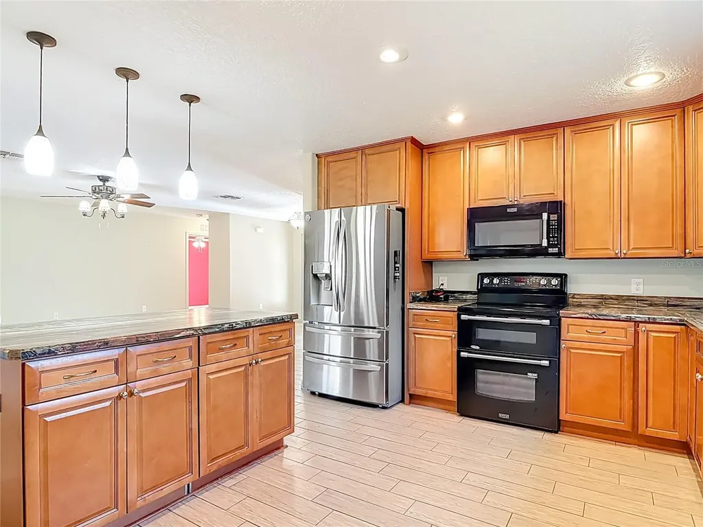6100 Winning Wood Trail De Leon Springs FL 32130