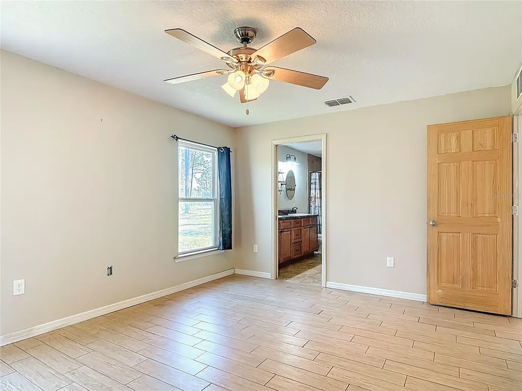 6100 Winning Wood Trail De Leon Springs FL 32130