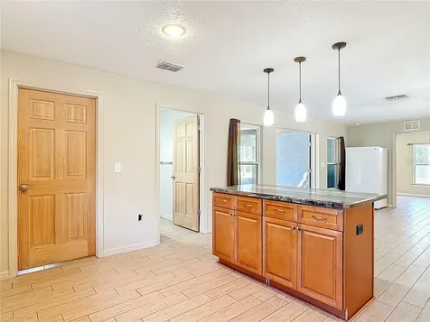 6100 Winning Wood Trail De Leon Springs FL 32130