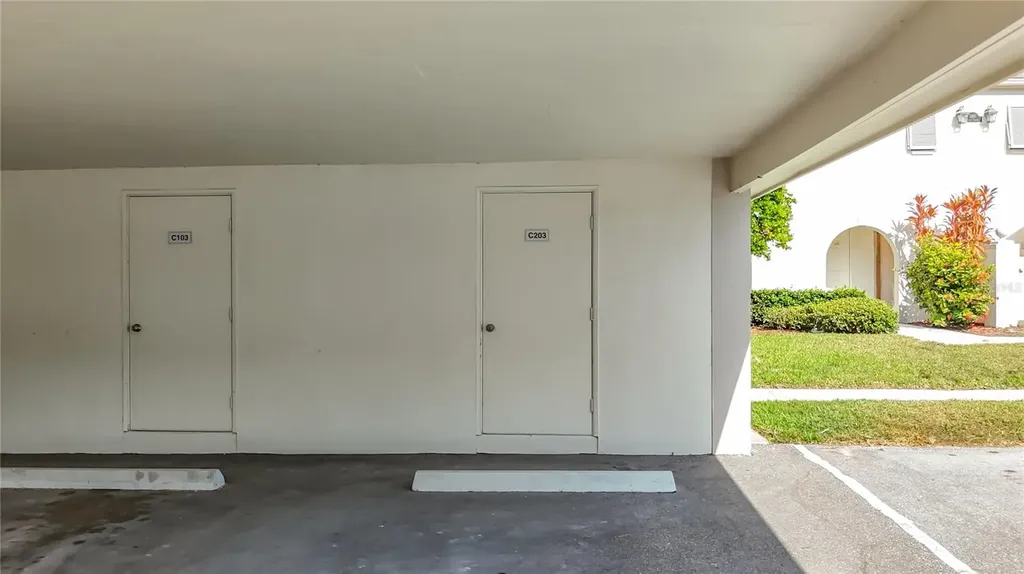 2497 Heron Terrace Clearwater FL 33762
