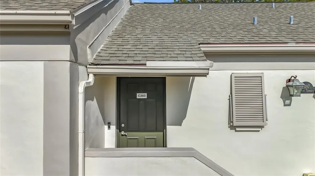 2497 Heron Terrace Clearwater FL 33762