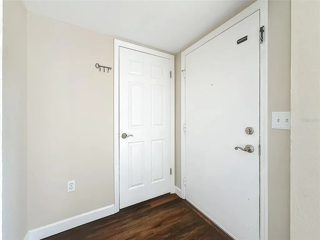 2497 Heron Terrace Clearwater FL 33762