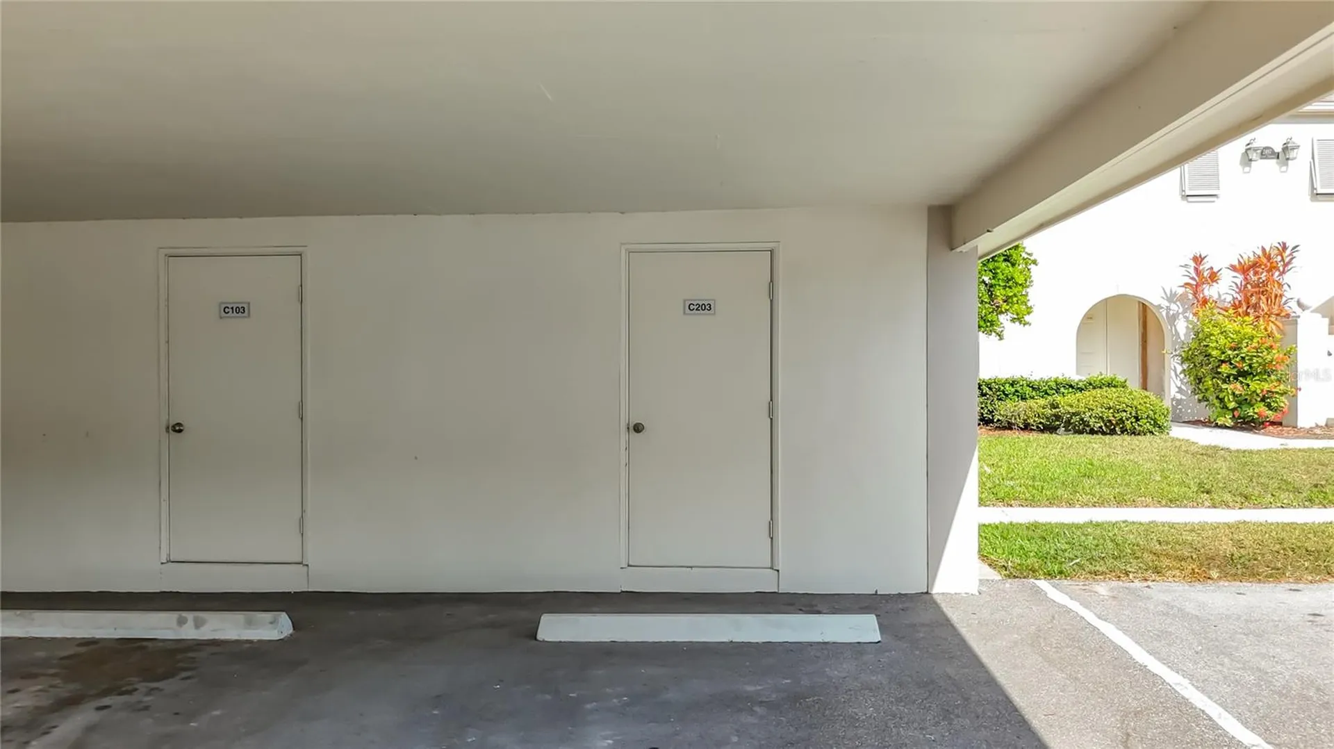 2497 Heron Terrace Clearwater FL 33762