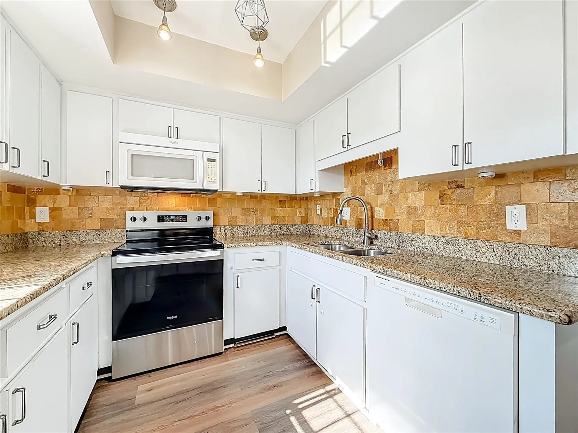 2497 Heron Terrace Clearwater FL 33762