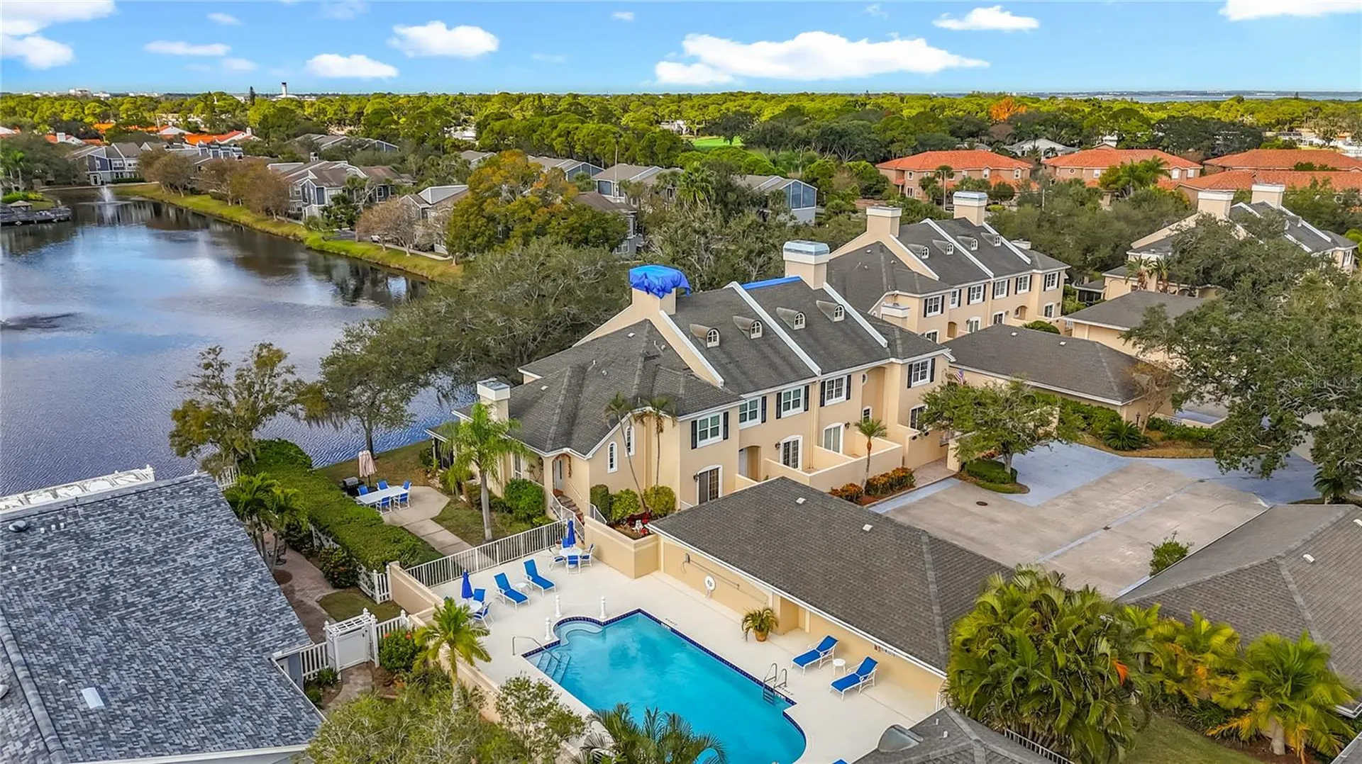 2497 Heron Terrace Clearwater FL 33762