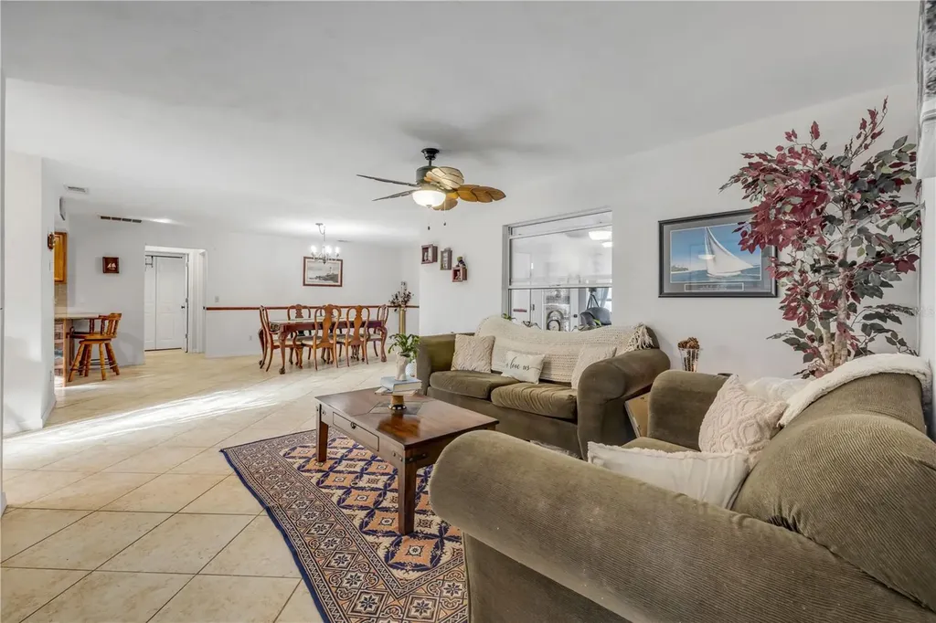 2425 Travelers Palm Drive Edgewater FL 32141