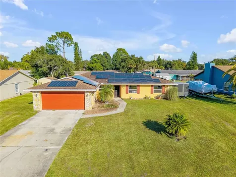 2425 Travelers Palm Drive Edgewater FL 32141