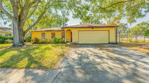 633 Huntington Street Brandon FL 33511