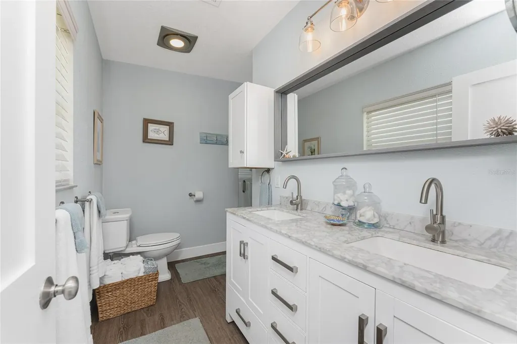 501 Canal Way Nokomis FL 34275