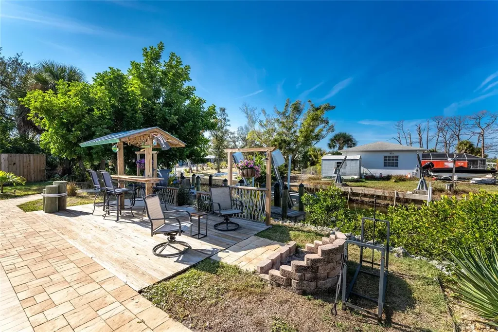 501 Canal Way Nokomis FL 34275
