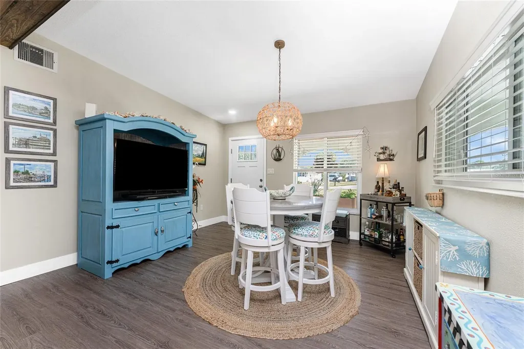 501 Canal Way Nokomis FL 34275