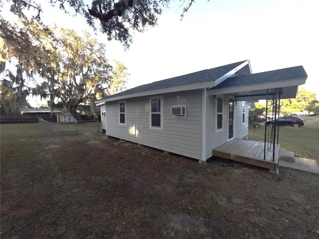3031 Azalea Avenue Lake Wales FL 33898