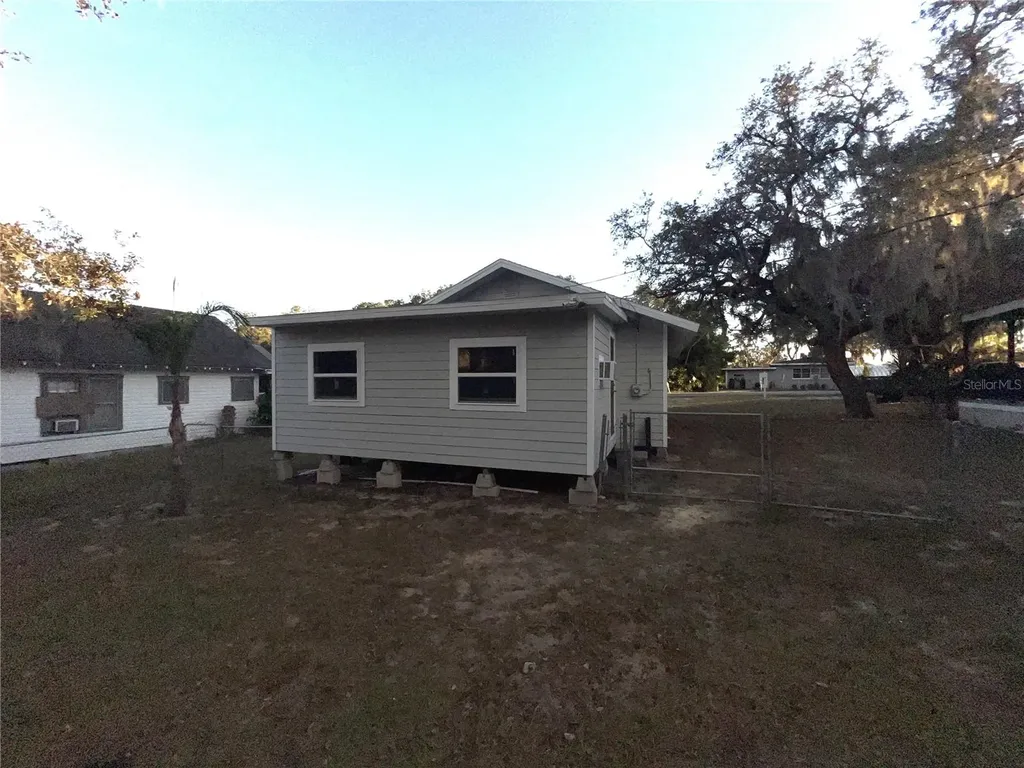3031 Azalea Avenue Lake Wales FL 33898