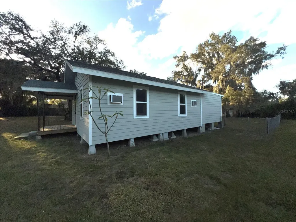 3031 Azalea Avenue Lake Wales FL 33898